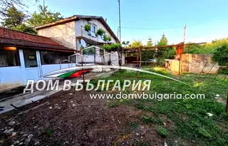 Къща във Варна, с. Зорница