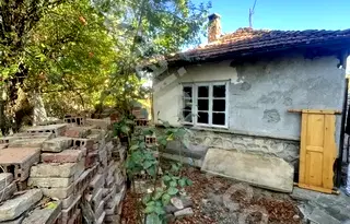 Къща във Велико Търново, Дебелец