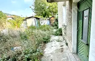 Къща във Велико Търново, Дебелец