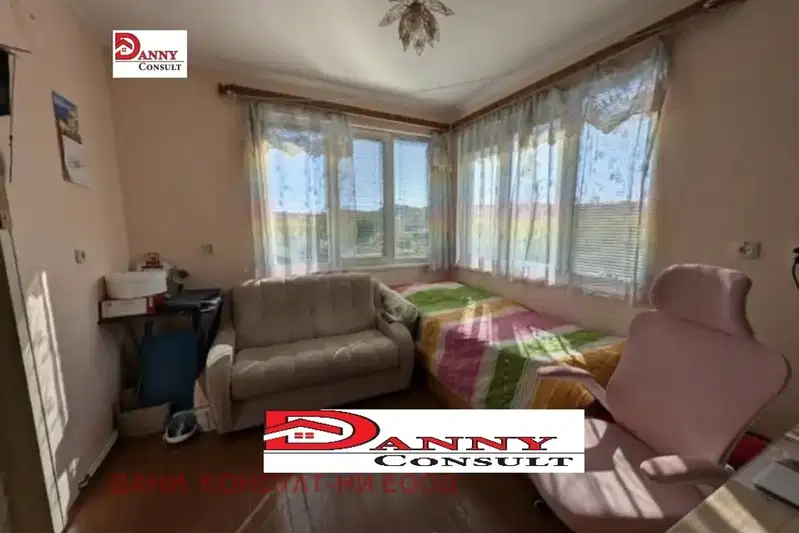 House in Oblast Veliko Tyrnovo, Debelec