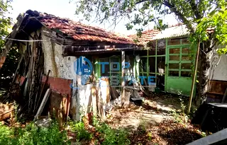 Къща във Велико Търново, Дебелец