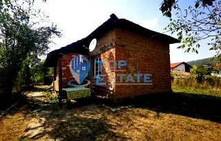 Къща във Велико Търново, Дебелец