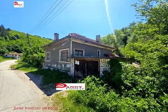 Къща във Велико Търново, Елена