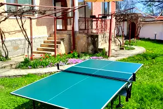Къща във Велико Търново, Елена