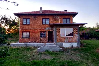 Къща във Велико Търново, Елена