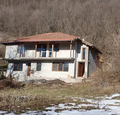 Photo 3 — House in Oblast Veliko Tyrnovo, Elena