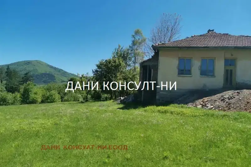 Къща във Велико Търново, Елена