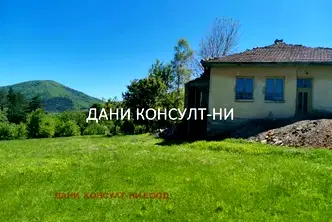 Къща във Велико Търново, Елена