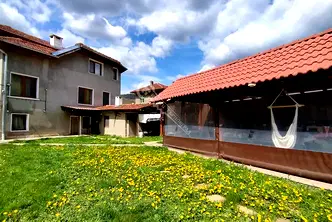 Къща във Велико Търново, Елена