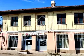 Къща във Велико Търново, Елена