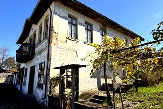Къща във Велико Търново, Елена