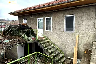 Къща във Велико Търново, Елена