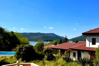 Къща във Велико Търново, Елена