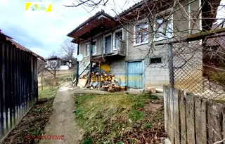 Къща във Велико Търново, Елена