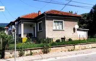 Къща във Велико Търново, Елена