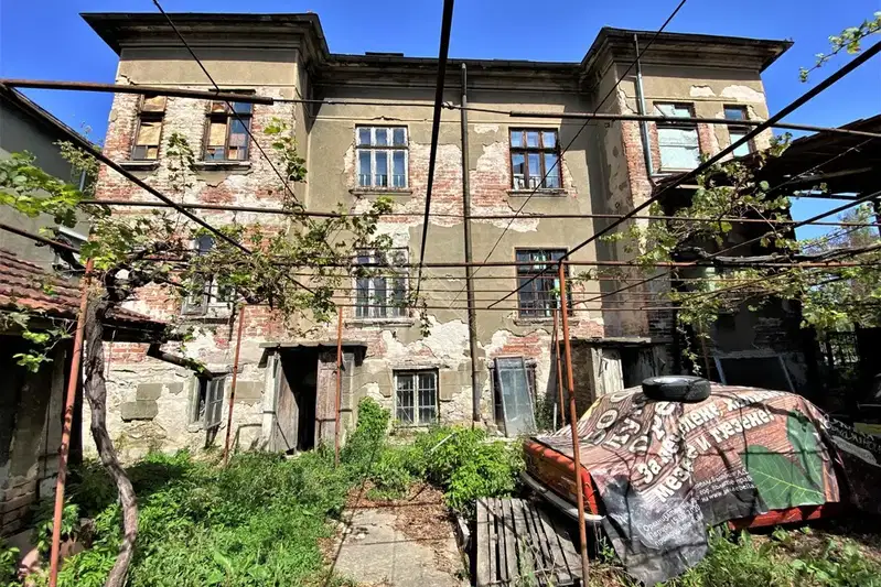 Къща във Велико Търново, Горна Оряховица