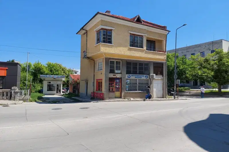 Къща във Велико Търново, Горна Оряховица