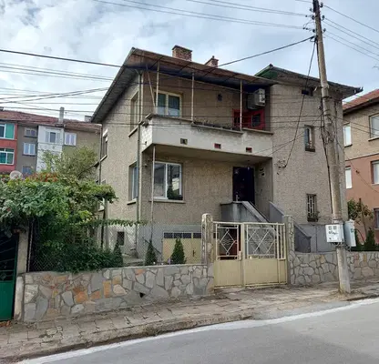 Photo 2 — House in Oblast Veliko Tyrnovo, Gorna Oryahovica