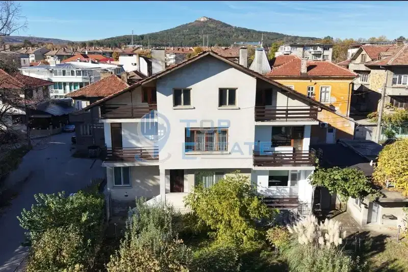 House in Oblast Veliko Tyrnovo, Gorna Oryahovica