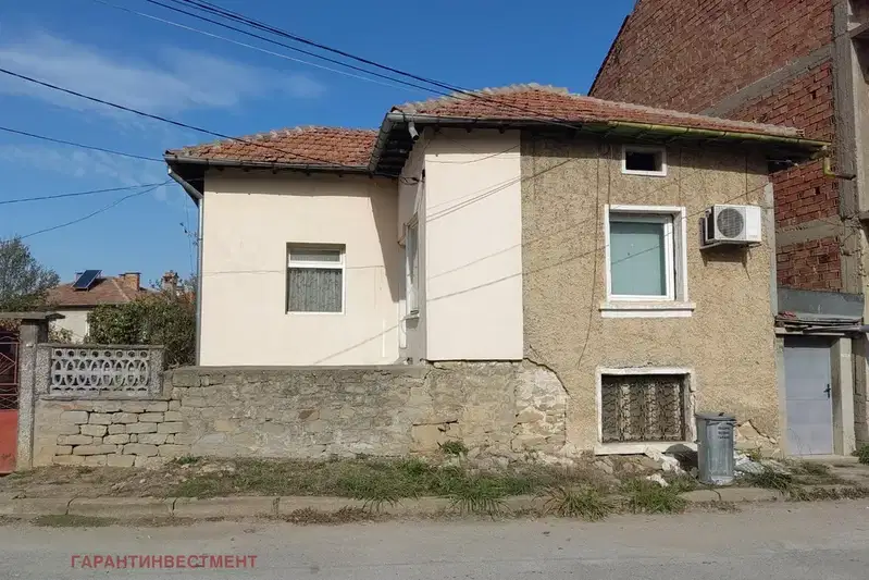 House in Oblast Veliko Tyrnovo, Gorna Oryahovica