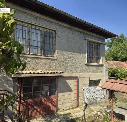 Photo 2 — House in Oblast Veliko Tyrnovo, Gorna Oryahovica