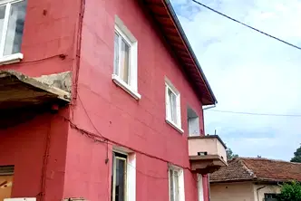 Къща във Велико Търново, Павликени