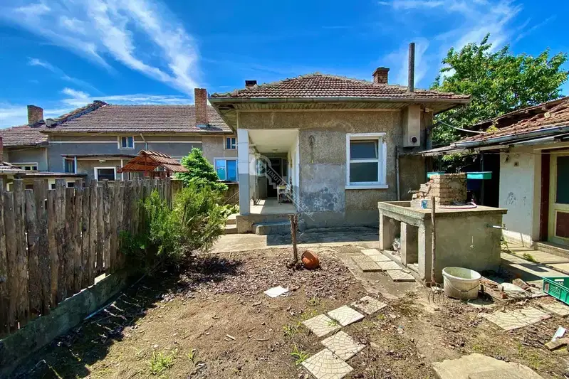 House in Oblast Veliko Tyrnovo, Polski Trymbesh