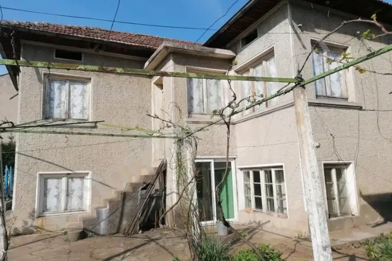 House in Oblast Veliko Tyrnovo, Polski Trymbesh