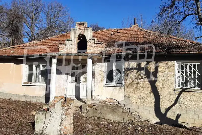 House in Oblast Veliko Tyrnovo, Strajica