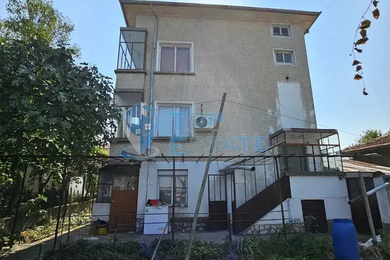 House in Oblast Veliko Tyrnovo, Svishtov