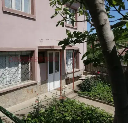 Снимка 3 — Къща във Велико Търново, Свищов