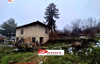 Къща във Велико Търново, с. Балканци