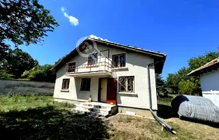 Къща във Велико Търново, с. Балван
