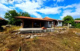 Къща във Велико Търново, с. Беляковец