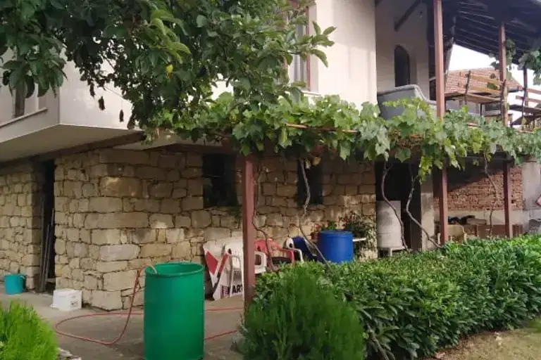House in Oblast Veliko Tyrnovo, Belyakovec
