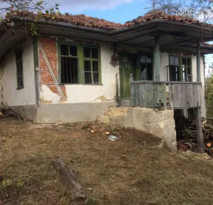 Снимка 4 — Къща във Велико Търново, с. Бойковци