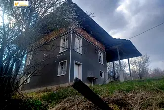 Къща във Велико Търново, с. Буйновци