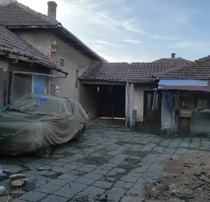 Снимка 5 — Къща във Велико Търново, с. Бутово