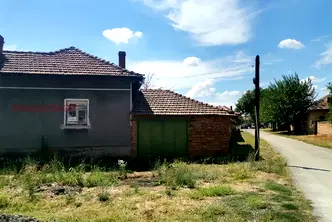 Къща във Велико Търново, с. Бутово