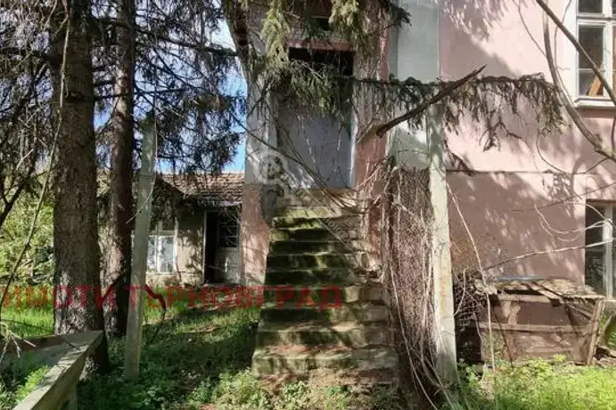 Къща във Велико Търново, с. Бяла река