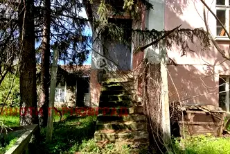 Къща във Велико Търново, с. Бяла река