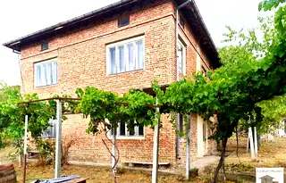 Къща във Велико Търново, с. Бяла река