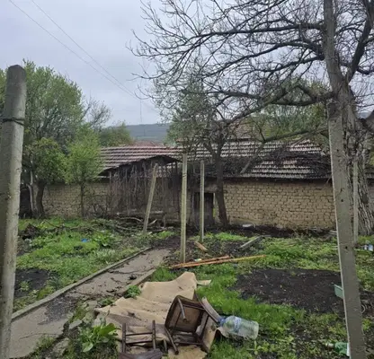 Снимка 2 — Къща във Велико Търново, с. Бяла река