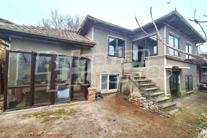 House in Oblast Veliko Tyrnovo, Carevec