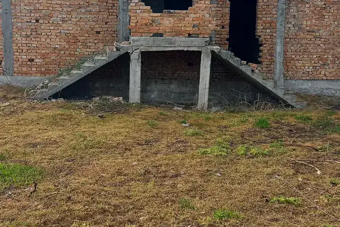 Къща във Велико Търново, с. Царски извор