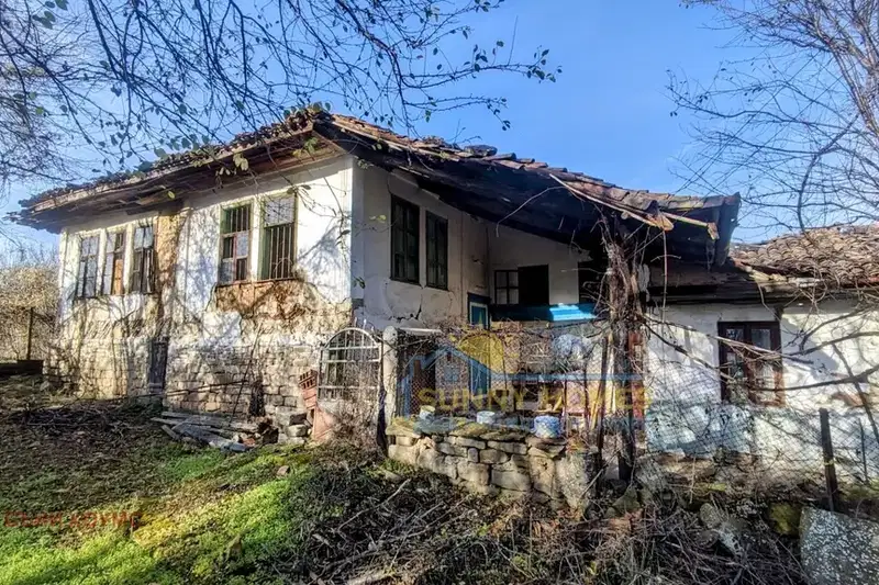 Къща във Велико Търново, с. Церова кория