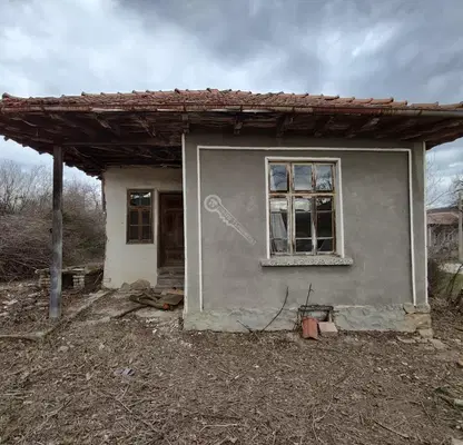 Снимка 4 — Къща във Велико Търново, с. Чакали