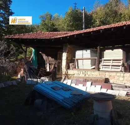 Снимка 4 — Къща във Велико Търново, с. Деветаците