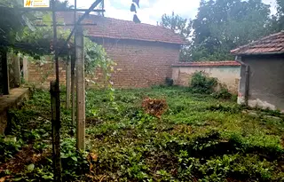Къща във Велико Търново, с. Дичин