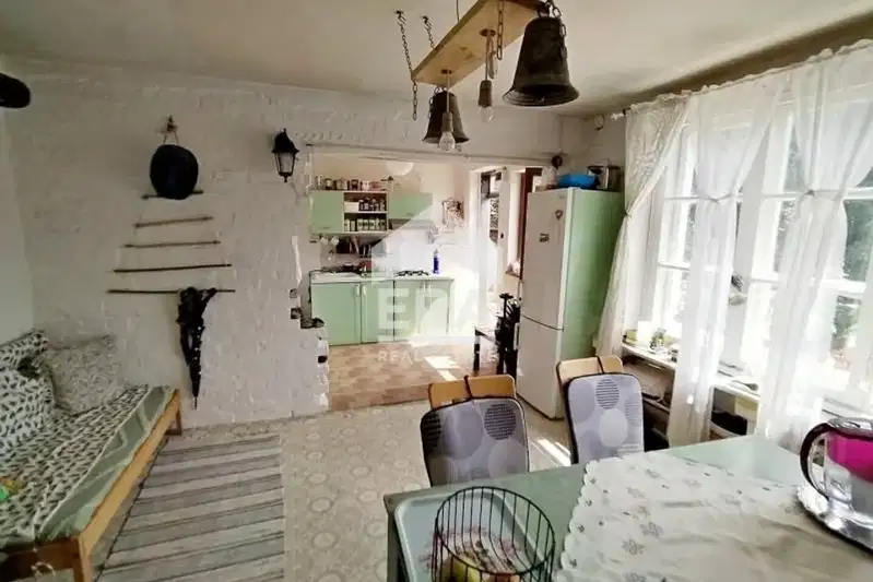 Къща във Велико Търново, с. Димча